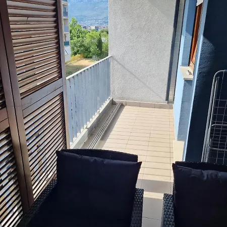 Veselka Ultra Europa 200 Meters Apartman Split